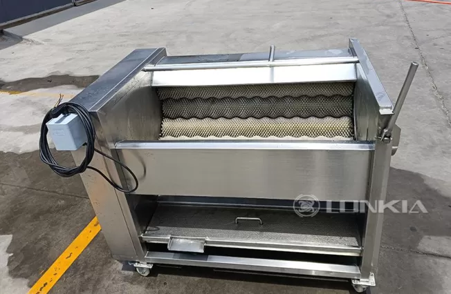 U型毛辊清洗去皮机实拍图片
