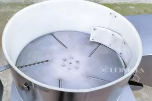 土豆削皮机实拍图片